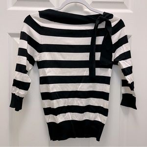 Necessary Objects Black and White 3/4 Sleeve Striped Shirt with Neck Tie